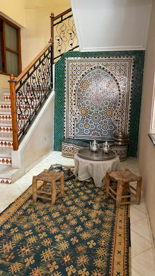 Maison De Ville Agreable Avec Un Patio Marocain Уарзазат Экстерьер фото
