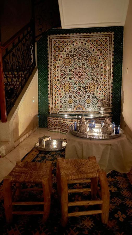 Maison De Ville Agreable Avec Un Patio Marocain Уарзазат Экстерьер фото